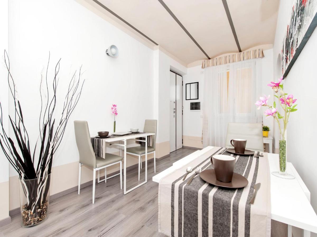White Rooms Colosseo Рим Екстериор снимка
