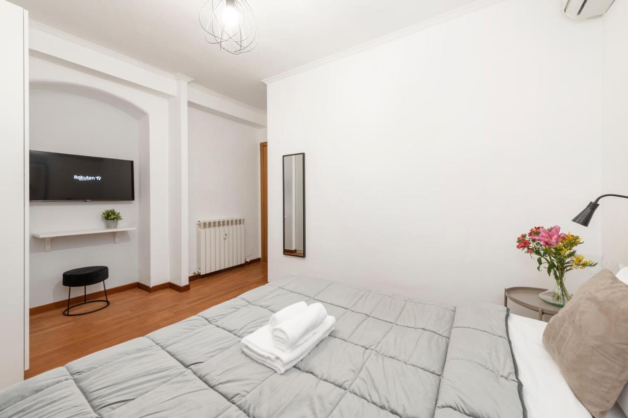 White Rooms Colosseo Рим Екстериор снимка