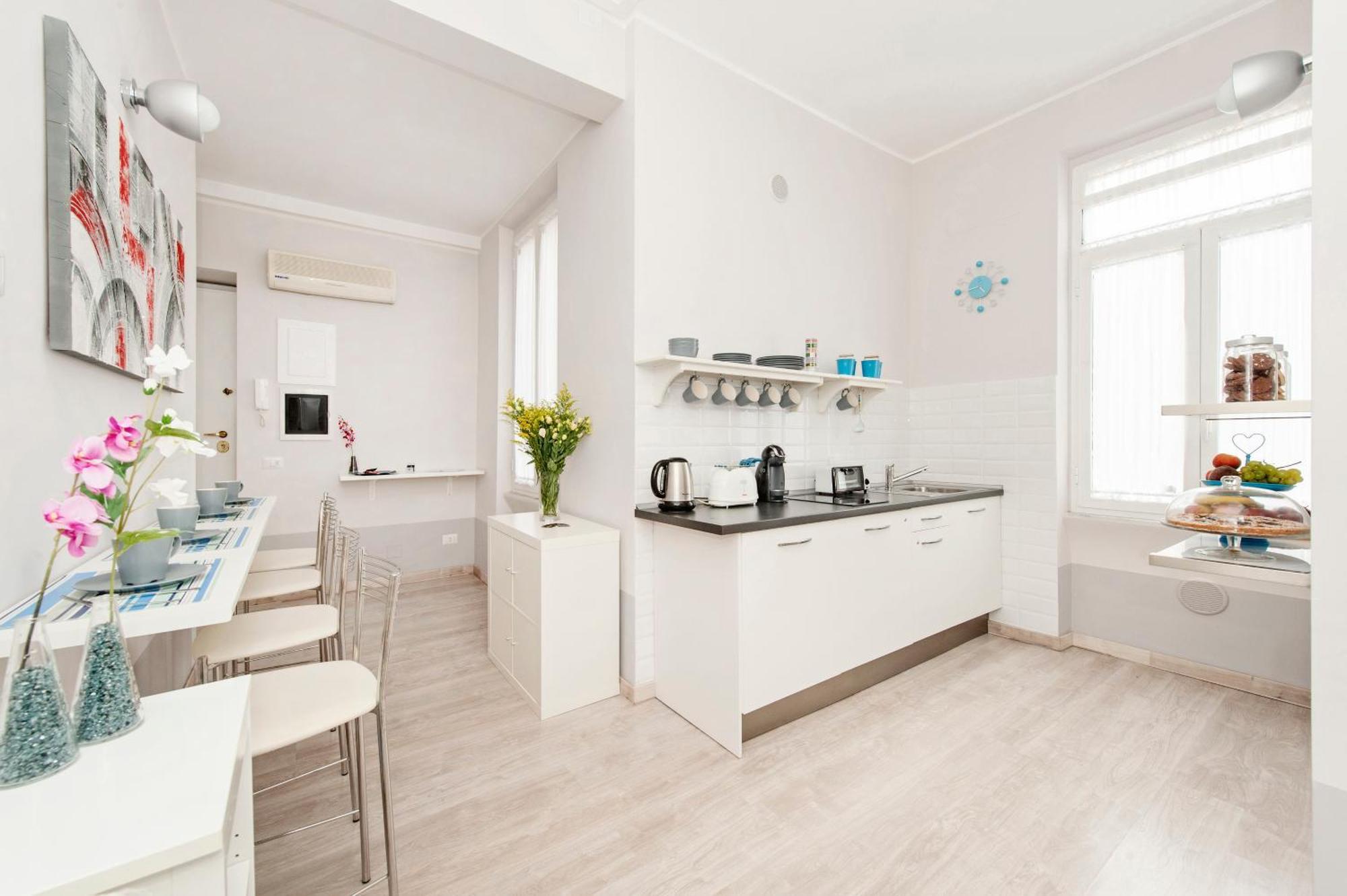 White Rooms Colosseo Рим Екстериор снимка
