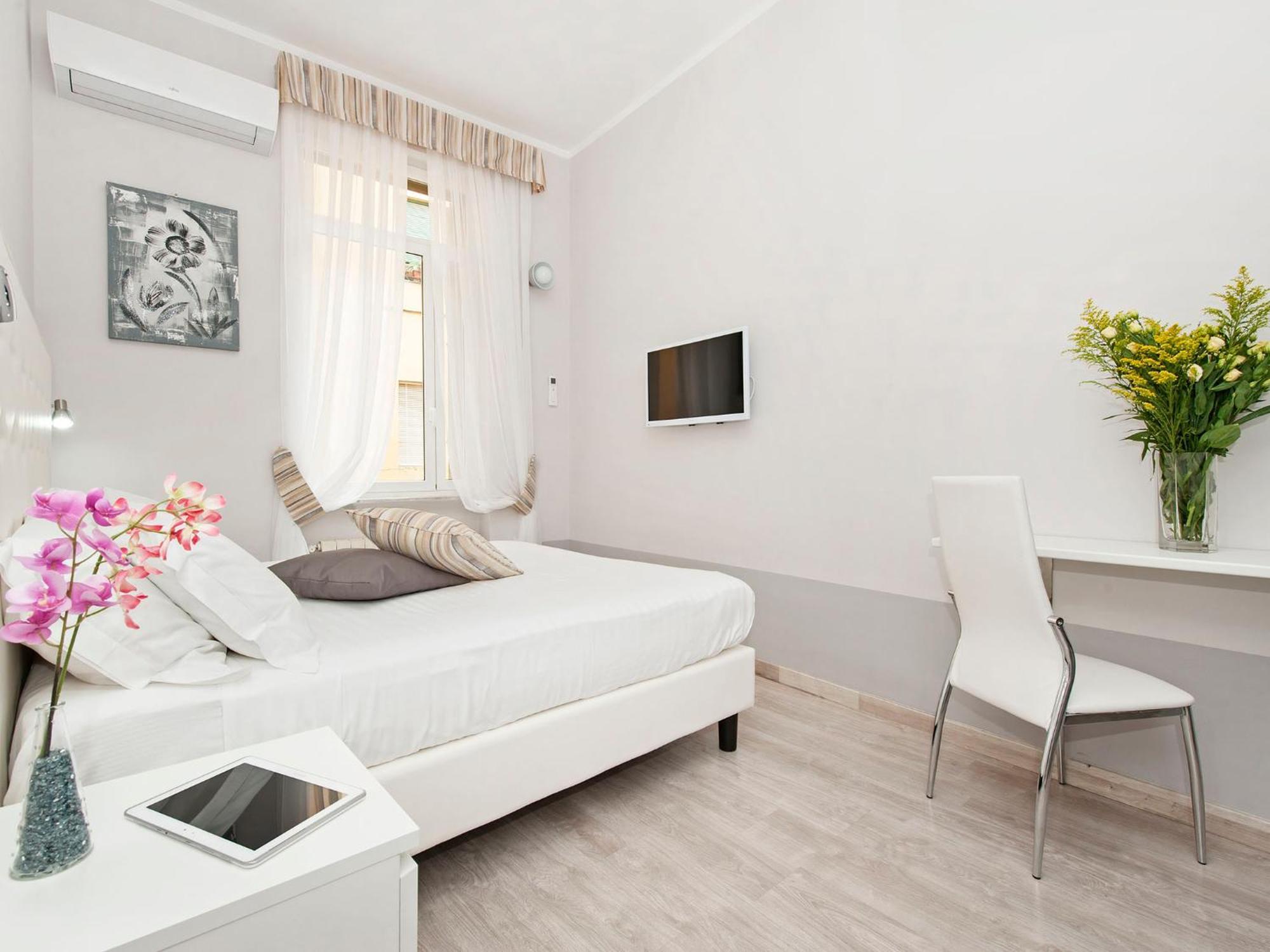 White Rooms Colosseo Рим Екстериор снимка