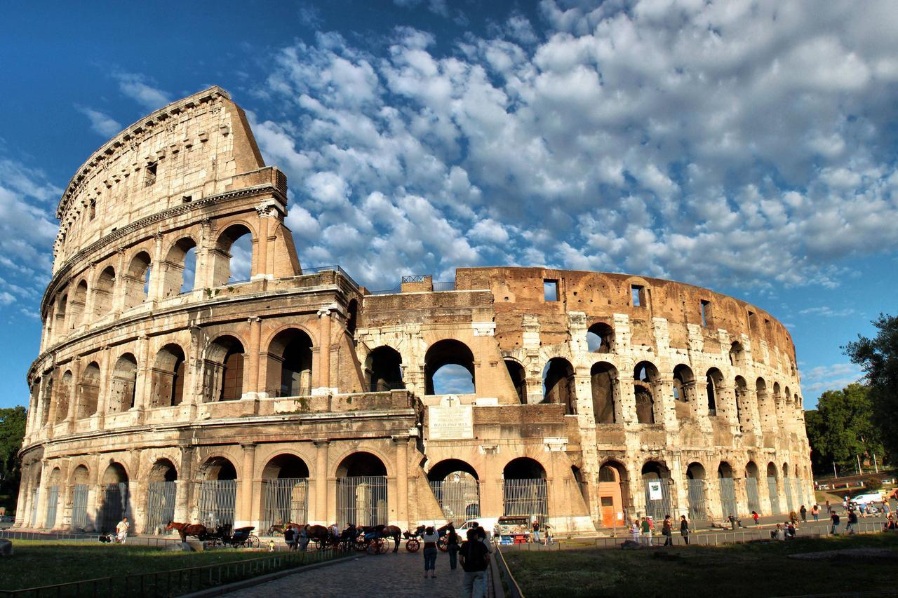 White Rooms Colosseo Рим Екстериор снимка