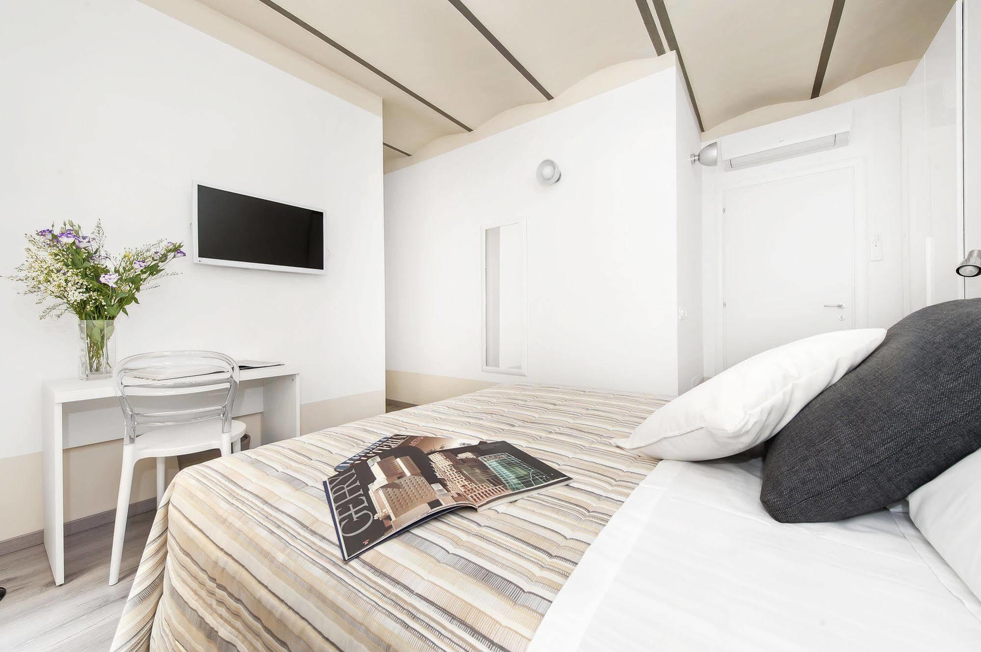 White Rooms Colosseo Рим Екстериор снимка